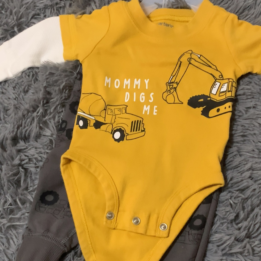 2 pc. Carter’s,gray & gold in color sz. 3mos